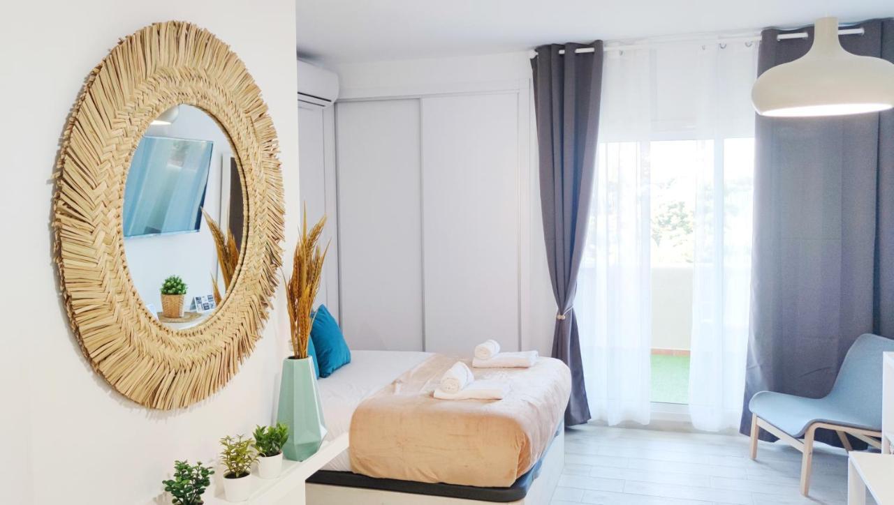 El Estudio De La Playa Benalbeach Holidays Paradise Benalmádena Zewnętrze zdjęcie