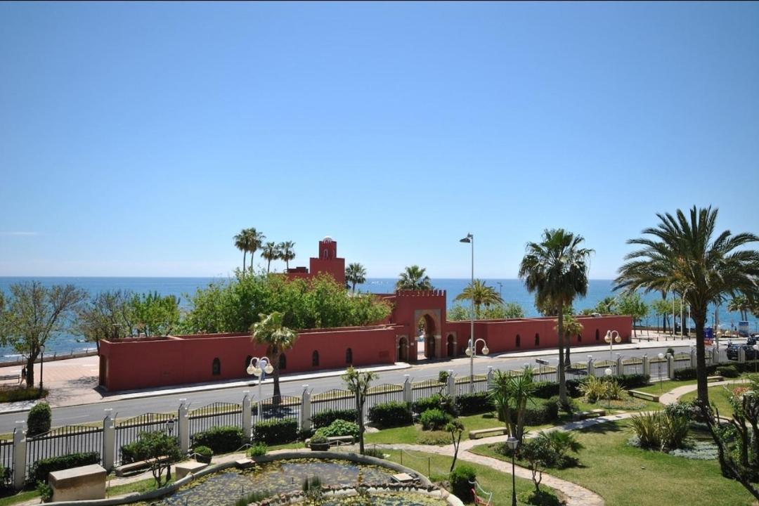 El Estudio De La Playa Benalbeach Holidays Paradise Benalmádena Zewnętrze zdjęcie